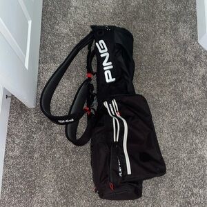 Lightweight ping golf bag